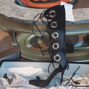 Shoes heels i wear a 8